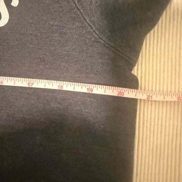 Hamptons Tennis Club Sweatshirt Gray Medium Crewneck Long Sleeve Unisex - Picture 4 of 6